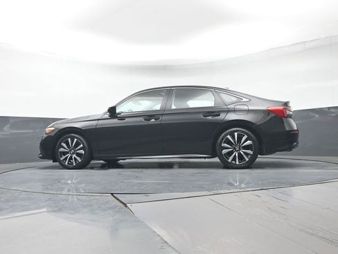 Certified 2024 Honda Civic EX image 30