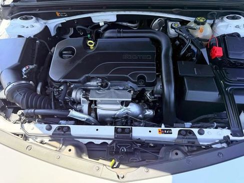 Used 2022 Chevrolet Malibu LT FWD image 20