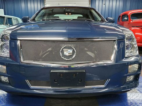 Used 2010 Cadillac STS image 78