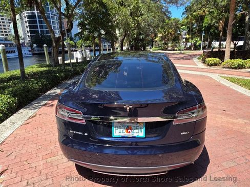 Used 2015 Tesla Model S 85D AWD/4WD image 22