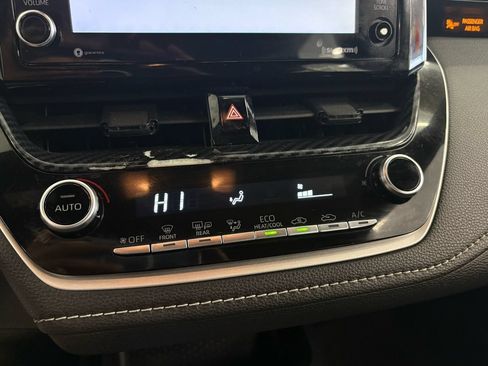 Used 2020 Toyota Corolla SE FWD image 29