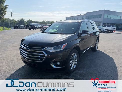 Used 2021 Chevrolet Traverse High Country AWD/4WD image 1