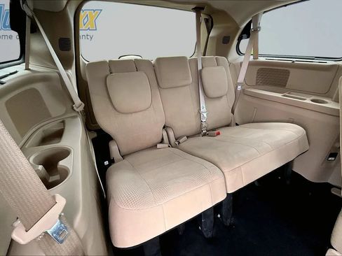 Used 2013 Dodge Grand Caravan Crew w/ Driver Convenience Group FWD image 25