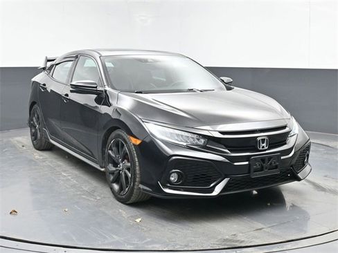 Used 2018 Honda Civic Sport Touring image 2
