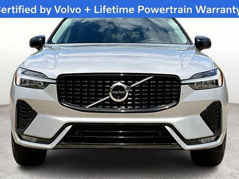 Used 2025 Volvo XC60 B5 Plus image 5
