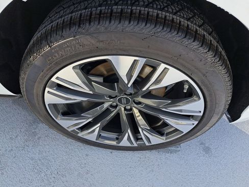 New 2026 Audi Q8 Premium Plus image 30