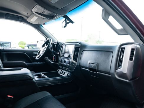 Used 2017 GMC Sierra 1500 SLT w/ All Terrain Package AWD/4WD image 17