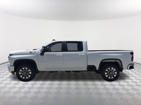 Used 2023 Chevrolet Silverado 2500 LT AWD/4WD image 9