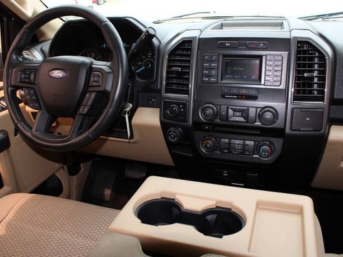 Used 2017 Ford F150 XLT w/ Equipment Group 301A Mid RWD image 8