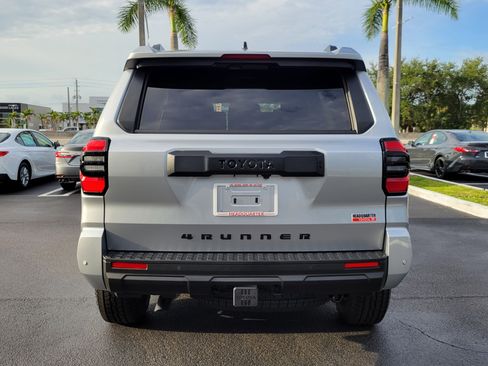 New 2026 Toyota 4Runner TRD Off-Road Premium AWD/4WD image 10