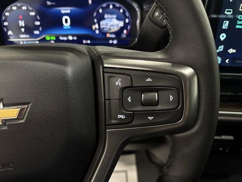 Used 2025 Chevrolet Silverado 1500 LT image 11