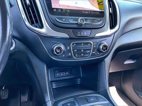 Used 2022 Chevrolet Equinox LT AWD/4WD image 26