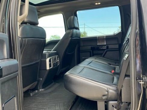 Used 2019 Ford F250 Lariat w/ Lariat Ultimate Package AWD/4WD image 12