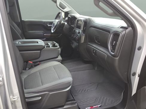 Used 2020 Chevrolet Silverado 1500 RST AWD/4WD image 27
