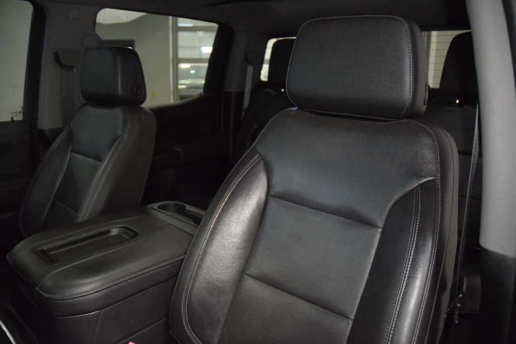 Used 2020 Chevrolet Silverado 1500 LTZ w/ LTZ Premium Package AWD/4WD image 45