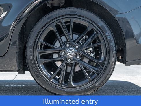 Used 2025 Toyota Camry XLE w/ Premium Plus Package image 9