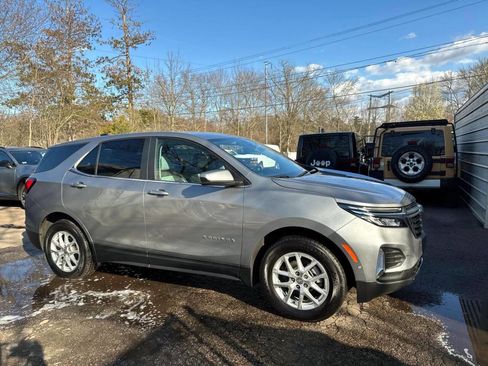 Used 2024 Chevrolet Equinox LT image 5