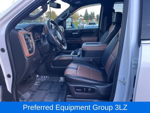 Used 2022 Chevrolet Silverado 2500 High Country w/ Z71 Off-Road Package image 13