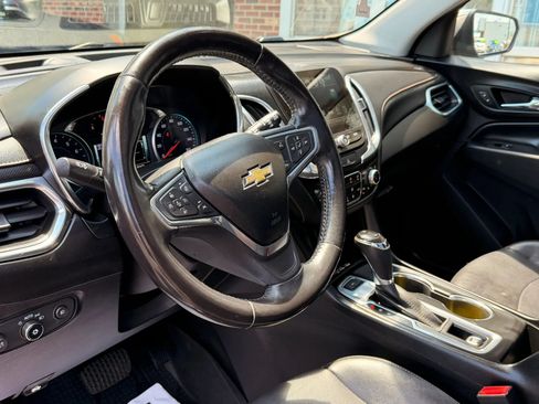 Used 2018 Chevrolet Equinox Premier AWD/4WD image 8