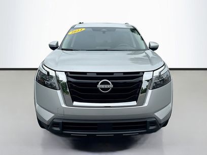 Certified 2024 Nissan Pathfinder SV