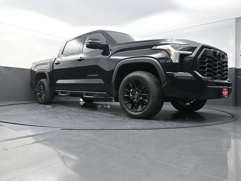 Used 2024 Toyota Tundra Limited w/ TRD Off-Road Package AWD/4WD image 30
