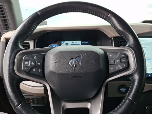 Certified 2022 Ford Bronco Wildtrak AWD/4WD image 19