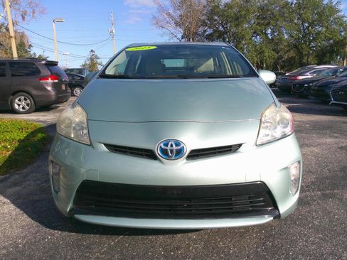 Used 2015 Toyota Prius Three image 3