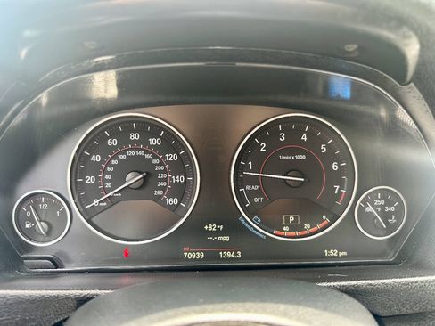 Used 2018 BMW 330i xDrive Sedan w/ M Sport Package AWD/4WD image 24