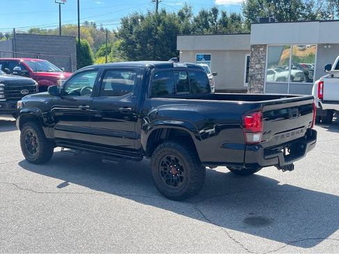 Used 2023 Toyota Tacoma SR AWD/4WD image 5
