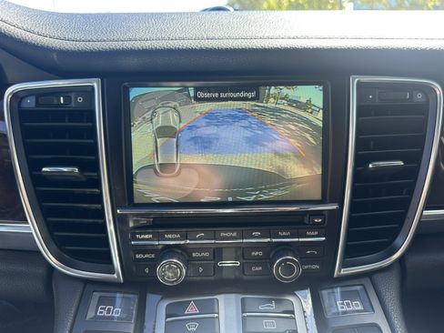 Used 2015 Porsche Panamera S RWD image 26