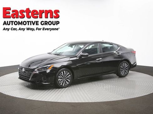Used 2023 Nissan Altima 2.5 SV FWD image 56
