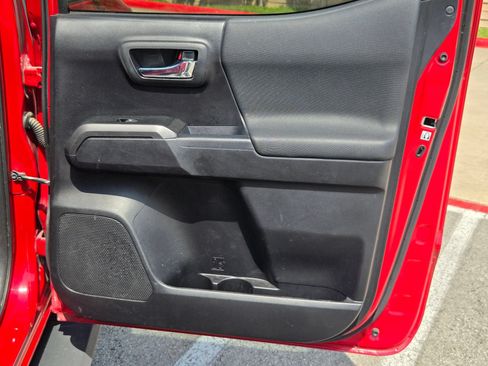 Used 2019 Toyota Tacoma TRD Sport RWD image 26
