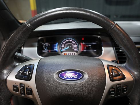 Used 2015 Ford Taurus SHO w/ Equipment Group 401A AWD/4WD image 58