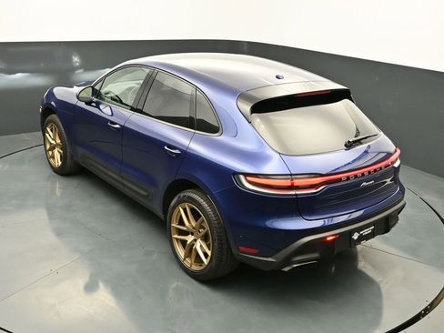 Used 2025 Porsche Macan AWD/4WD image 50
