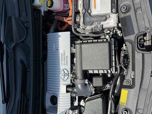 Used 2011 Toyota Prius Four w/ Solar Roof Pkg FWD image 28