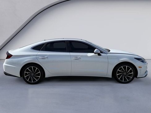 Used 2022 Hyundai Sonata Limited w/ Preferred Accessory Package FWD image 6
