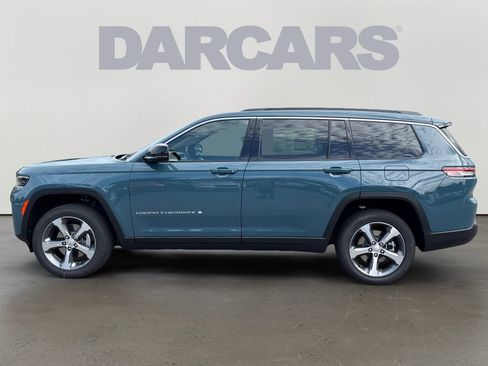 New 2026 Jeep Grand Cherokee L Limited w/ Luxury Tech Group II AWD/4WD image 4