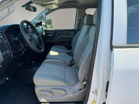 Used 2019 Chevrolet Silverado 2500 W/T AWD/4WD image 26
