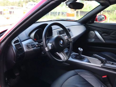 Used 2004 BMW Z4 3.0i image 18