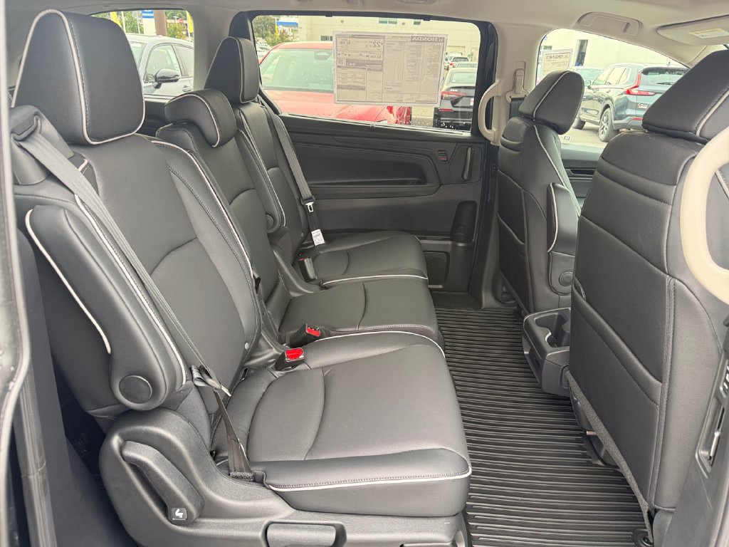 New 2027 Honda Odyssey Touring image 25