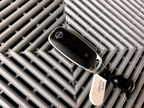 New 2026 Nissan Kicks SR w/ SR Premium Package image 12