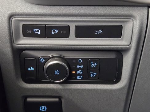 Certified 2022 Ford F150 XLT w/ Equipment Group 302A High image 22