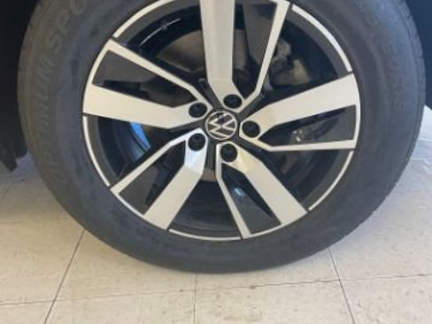 Used 2023 Volkswagen Atlas SE AWD/4WD image 30