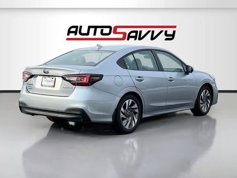 Used 2024 Subaru Legacy Premium image 7