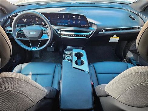 New 2024 Cadillac Lyriq Tech RWD image 16