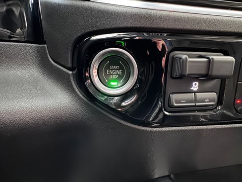 Certified 2022 Chevrolet Silverado 1500 RST w/ Z71 Off-Road Package image 23