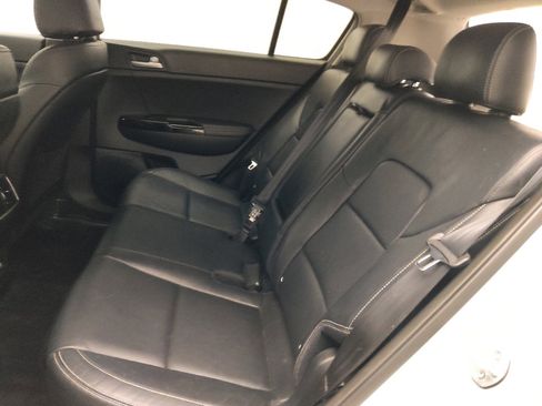 Used 2018 Kia Sportage EX AWD/4WD image 18