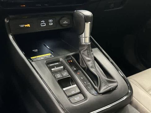 Used 2025 Honda CR-V EX-L image 24