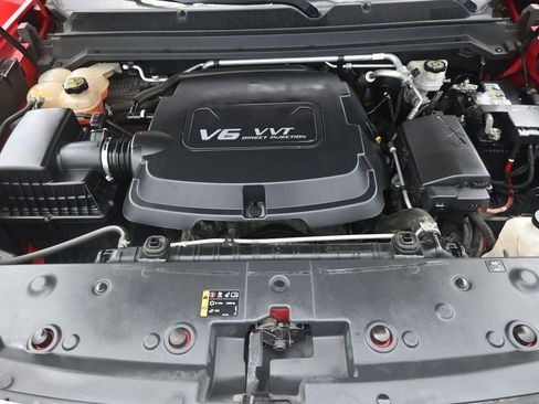 Used 2015 GMC Canyon SLT image 22