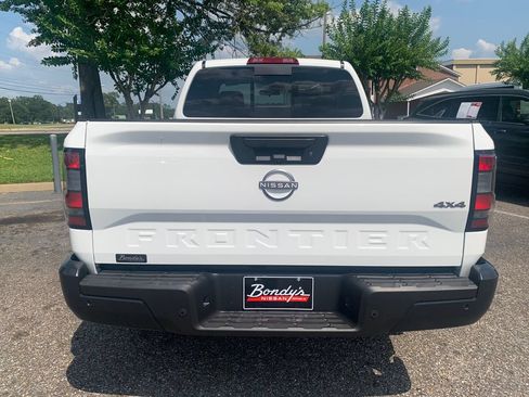 New 2026 Nissan Frontier S w/ S Utility Package AWD/4WD image 4